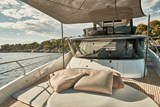 Prestige X70 foredeck